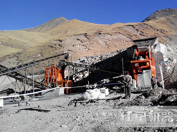 石料生產(chǎn)現(xiàn)場(chǎng)