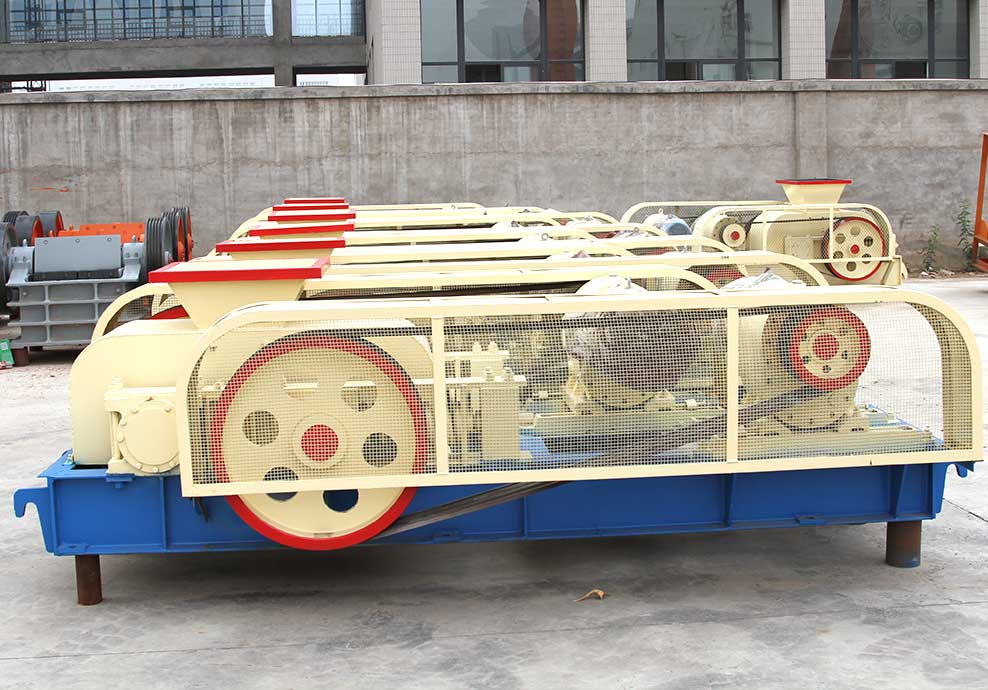 紅星機(jī)器輥式破碎機(jī)