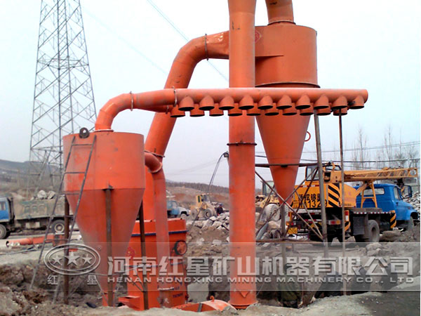 膨潤(rùn)土超細(xì)磨粉機(jī)