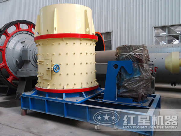 復(fù)合式破碎機圖片