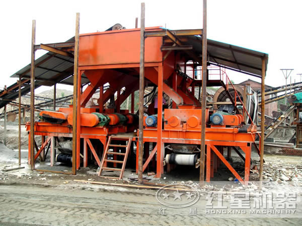 齒輥式破碎機(jī)用戶生產(chǎn)現(xiàn)場圖