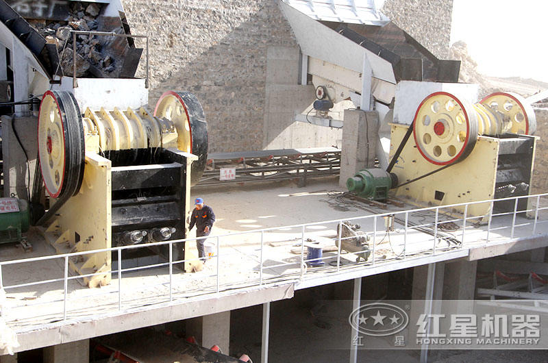 鄂破加工玄武巖，河南客戶現(xiàn)場