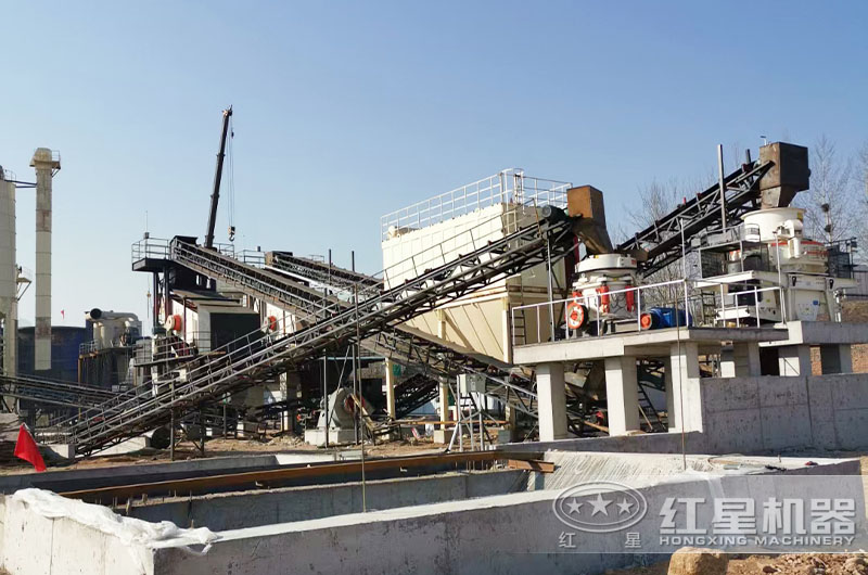 標(biāo)準(zhǔn)完備型912機(jī)砂石料生產(chǎn)線現(xiàn)場(chǎng)