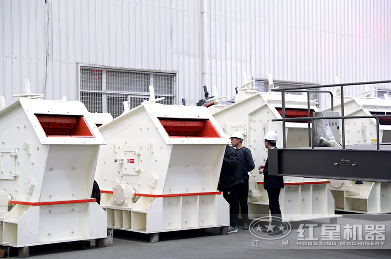 客戶來廠參觀反擊制砂機(jī)