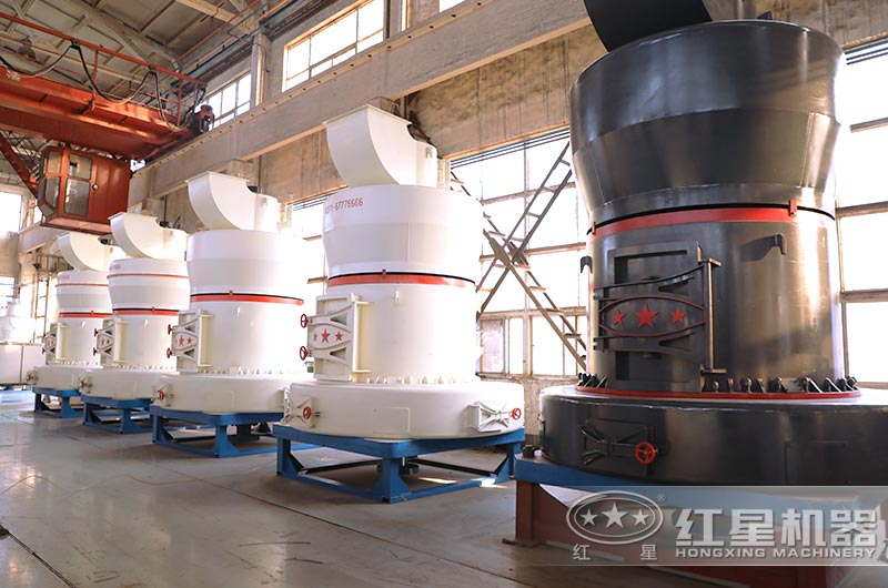 白云石高壓微磨粉現(xiàn)場實(shí)拍 白云石高壓微磨粉現(xiàn)場實(shí)拍