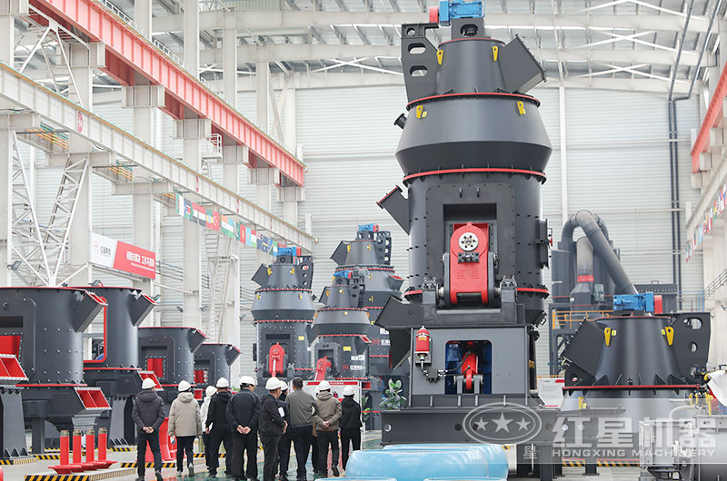 客戶(hù)一行來(lái)廠考察生石灰磨粉設(shè)備 客戶(hù)一行來(lái)廠考察生石灰磨粉設(shè)備