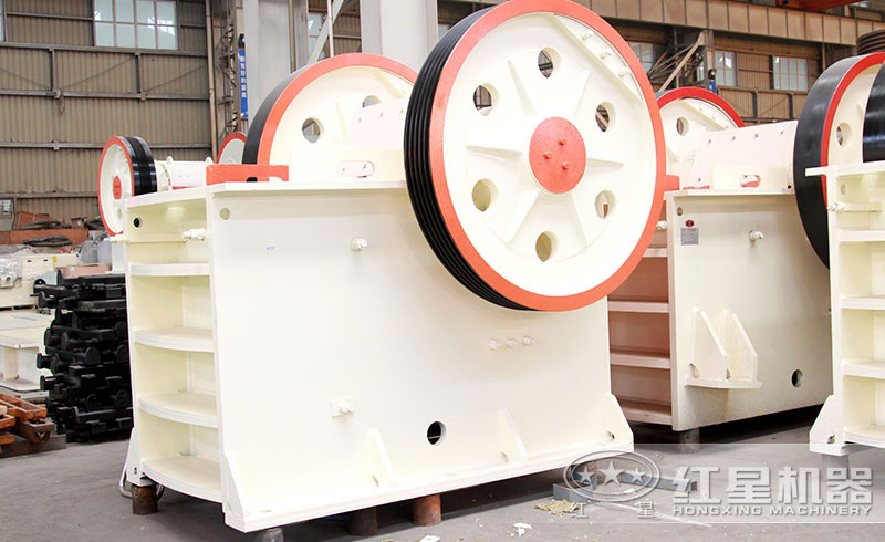 PE顎式破碎機(jī) PE顎式破碎機(jī)