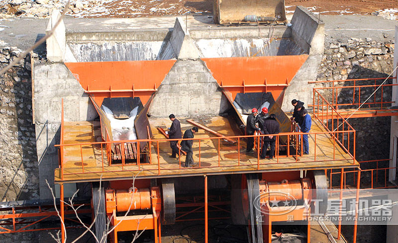 振動給料機安裝現場