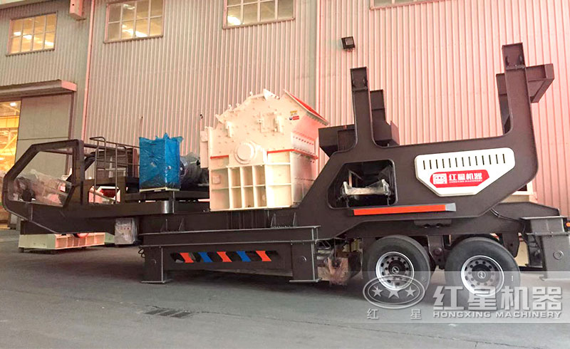 移動式水泥塊粉碎機(jī)實拍圖