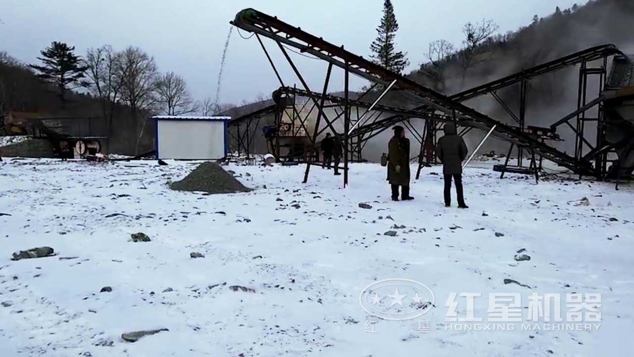 煤矸石破碎生產線作業(yè)視頻-吉林客戶現(xiàn)場