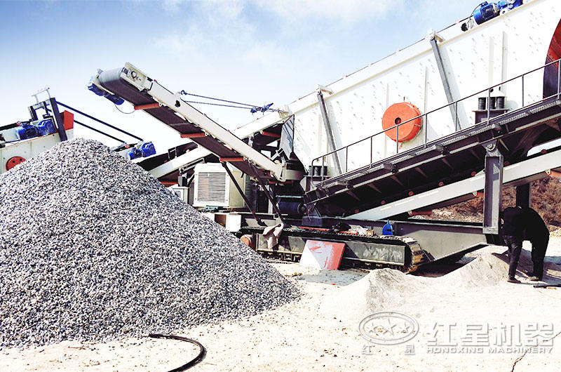 移動(dòng)式破碎機(jī)用戶生產(chǎn)現(xiàn)場