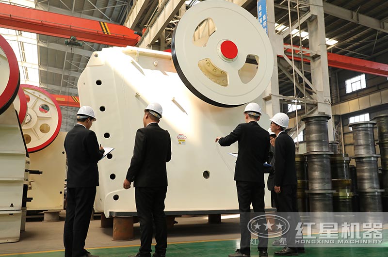 1215破碎機有現(xiàn)貨供客戶來廠參觀、咨詢