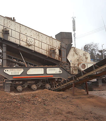 湖南移動式建筑垃圾破碎機客戶生產(chǎn)現(xiàn)場