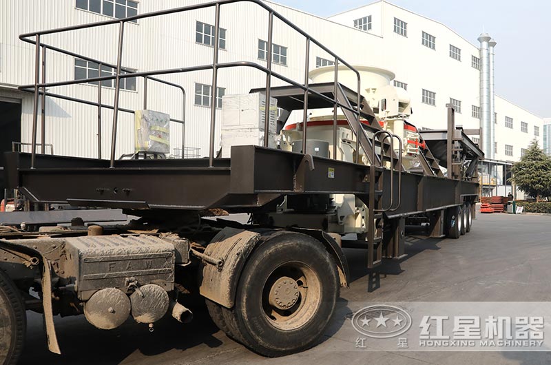 車載式流動(dòng)打沙機(jī)軸距短、轉(zhuǎn)彎半徑小