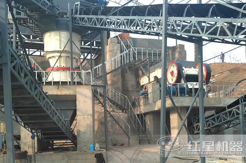 山西客戶碎石機(jī)生產(chǎn)現(xiàn)場實拍圖