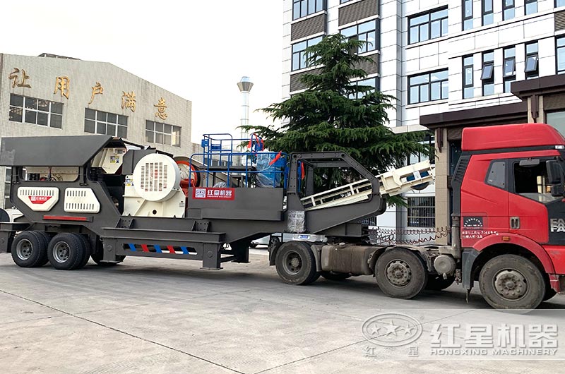 移動(dòng)式建筑垃圾處理設(shè)備直接開往客戶現(xiàn)場(chǎng)