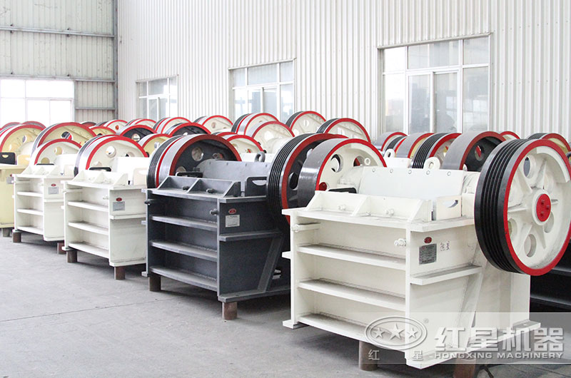 顎式破碎機(jī)型號(hào)齊全，等你選擇