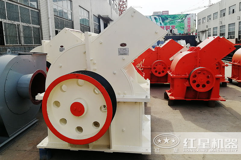 PC型錘式打砂機(jī) PC型錘式打砂機(jī)