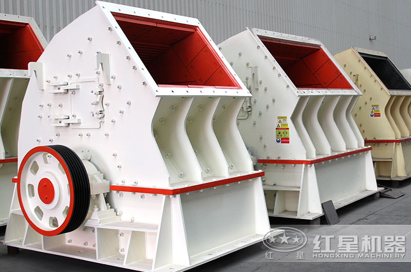 錘式破碎機(jī)車間實(shí)拍大圖 錘式破碎機(jī)車間實(shí)拍大圖