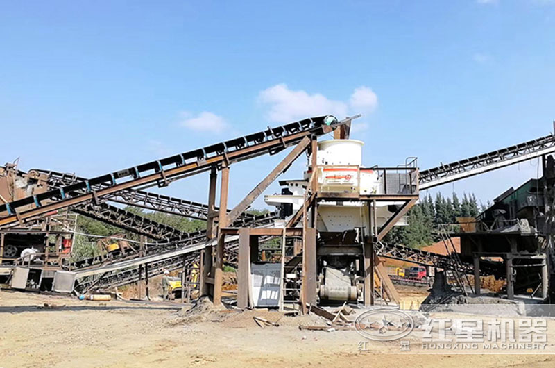 液壓制砂機(jī)生產(chǎn)現(xiàn)場(chǎng)圖 液壓制砂機(jī)生產(chǎn)現(xiàn)場(chǎng)圖