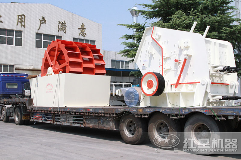 1520反擊破碎機發(fā)貨啦！前往山東！