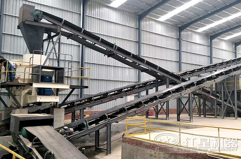 尾礦機(jī)制砂生產(chǎn)現(xiàn)場(chǎng)，封閉廠房，綠色環(huán)保