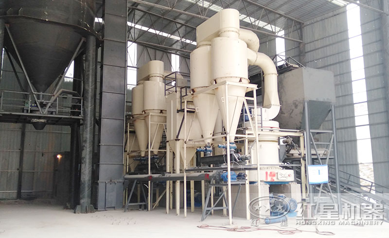 石灰石磨粉現(xiàn)場 石灰石磨粉現(xiàn)場